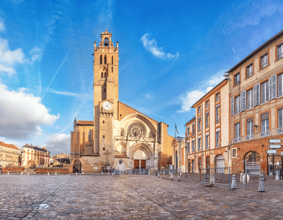 Iglesia Ntra Señora de la Dorada en Tolosa, Sur de Francia